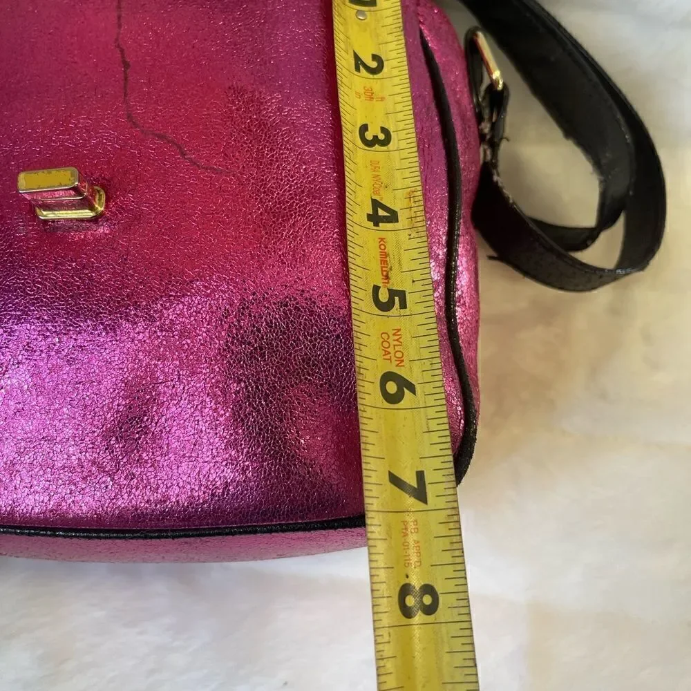 Betsey Johnson metallic Fuchsia off the hook crossbody bag gold tone acc…